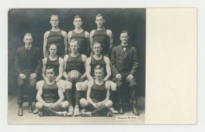 St. Olaf College men's basketball team postcard