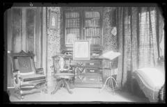 O.G. Felland's study at Ladies' Hall (6)