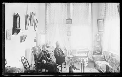 Mr. and Mrs. Sunde, Steward (25)