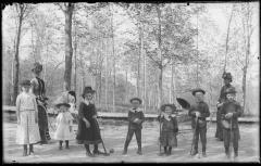 Children on croquet ground (231)