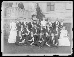 Graduates Academy (637)