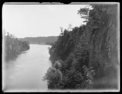 Interstate Park, looking west (646)