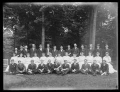 Academy graduates, 1906 (902a)