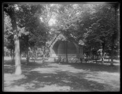 Band stand - Finseth (1190)