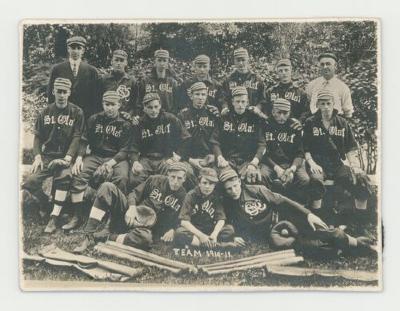 St. Olaf College 1910-1911 baseball team postcard #2