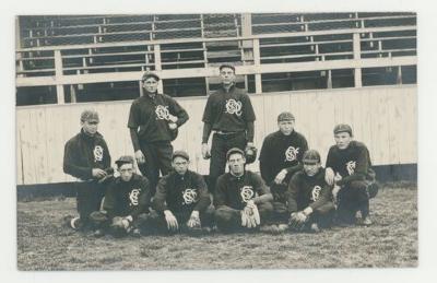 St. Olaf College baseball team dark uniforms postcard #4