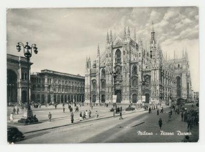 Duomo di Milano postcard